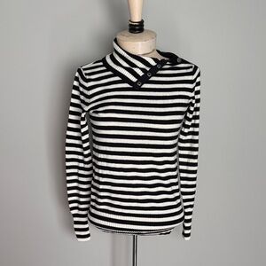Club Monaco Black and White Striped Turtleneck Sweater w Working Snaps